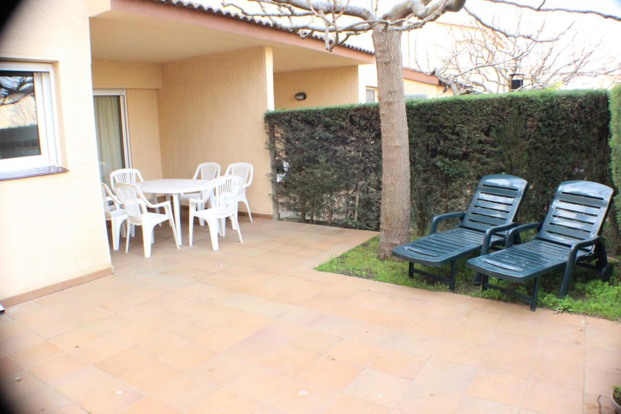 Villa Port Estrella 24 Roses Exterior foto
