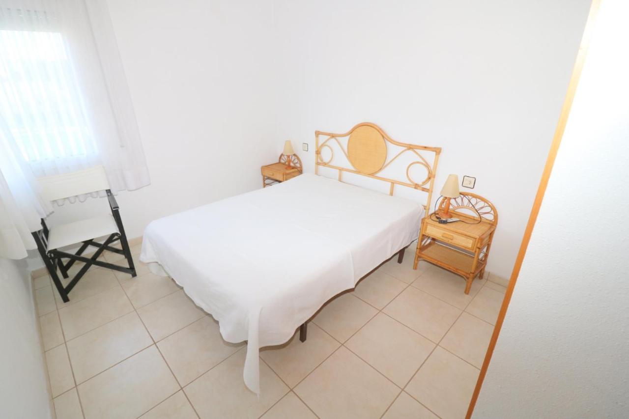 Villa Port Estrella 24 Roses Exterior foto