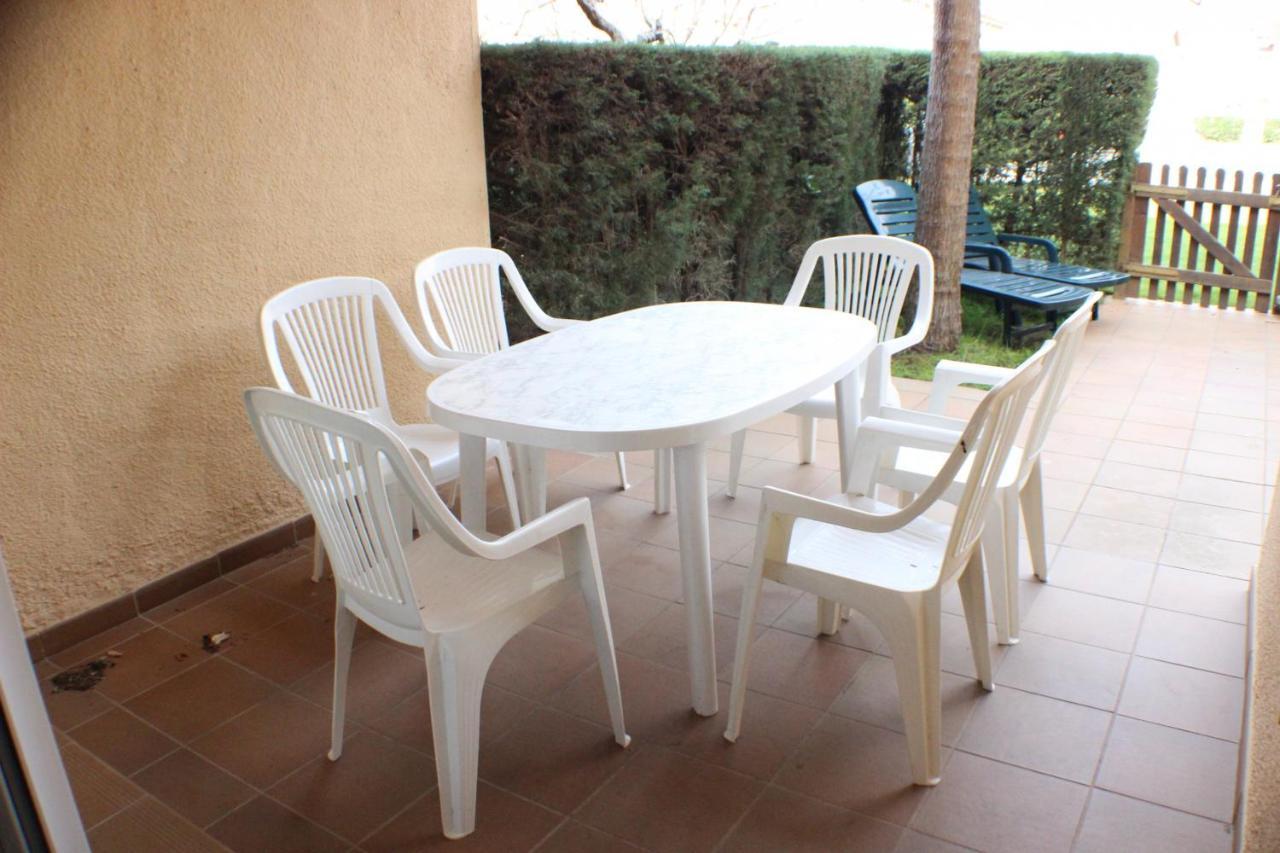 Villa Port Estrella 24 Roses Exterior foto